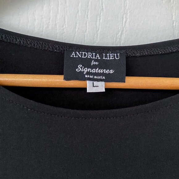 Andria Lieu - Elegant 3/4 Length Sleeve Black Bell Sleeve Tie Detail Top - Picture 4 of 6